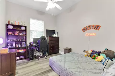 Bedroom - 22161 Hoffman Rd, Mandeville, LA 70471 photo 4 of 4