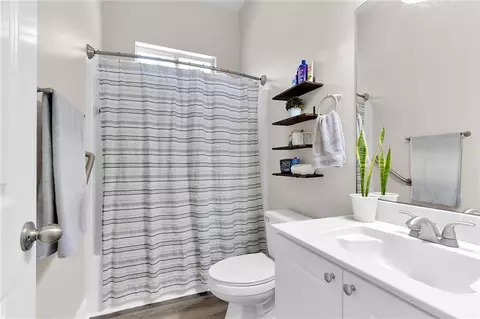 Bath - 22161 Hoffman Rd, Mandeville, LA 70471 photo 2 of 2
