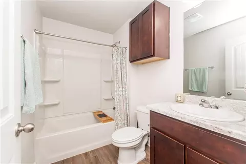 Bath - 23229 Mills Blvd, Robert, LA 70455 photo 2 of 2