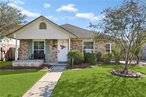 632 La Salle Dr, Laplace, LA 70068