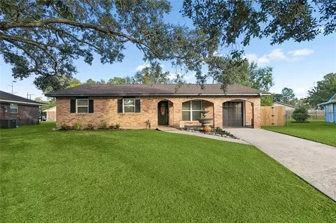 103 Bernay Dr, Slidell, LA 70458