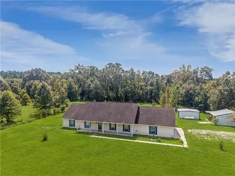 Exterior - 22540 Brignac Rd, Robert, LA 70455 photo 9 of 11