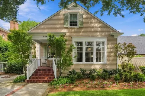 233 W Livingston Pl, Metairie, LA 70005