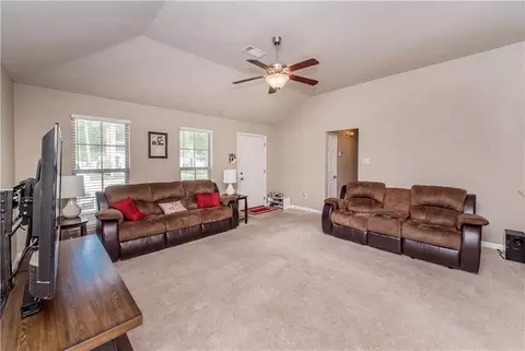 Living - 70291 B St, Covington, LA 70433 photo 1 of 1