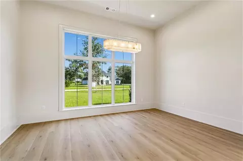 Living - 72608 Buttonbush Dr, Covington, LA 70433 photo 6 of 6