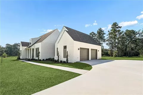 Exterior - 72608 Buttonbush Dr, Covington, LA 70433 photo 3 of 12