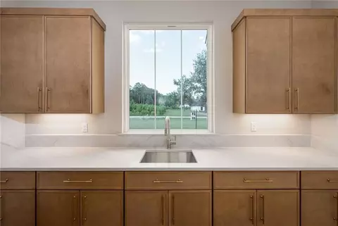 Kitchen - 72608 Buttonbush Dr, Covington, LA 70433 photo 6 of 6
