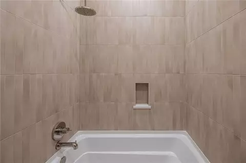 Bath - 72608 Buttonbush Dr, Covington, LA 70433 photo 6 of 6