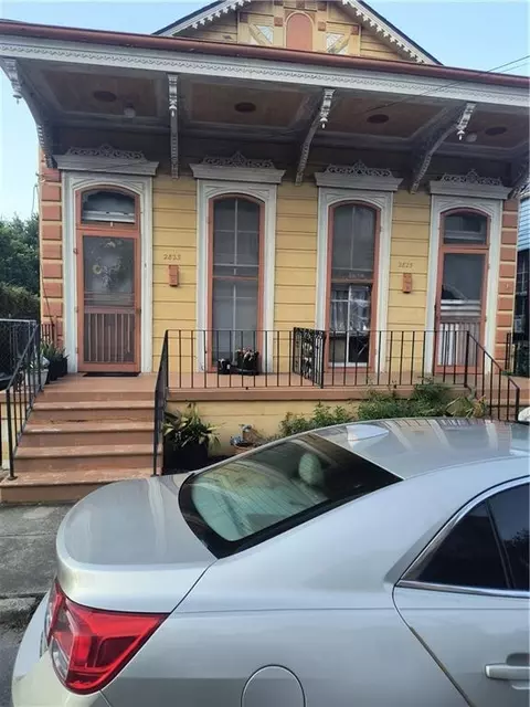 2823 Dauphine St, New Orleans, LA 70117