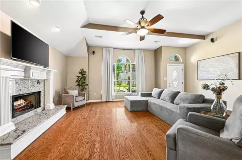 Living - 70317 7th St, Covington, LA 70433 photo 1 of 4