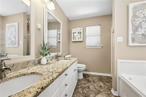 Bath - 70317 7th St, Covington, LA 70433 photo 1 of 2