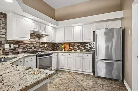 Kitchen - 70317 7th St, Covington, LA 70433 photo 1 of 4