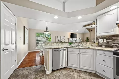 Kitchen - 70317 7th St, Covington, LA 70433 photo 4 of 4