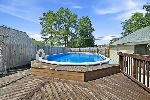 Exterior - 70317 7th St, Covington, LA 70433 photo 8 of 9