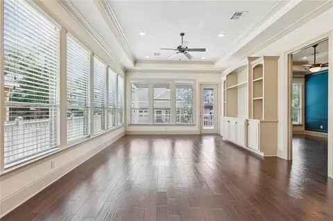 Living - 401 Depre St, Mandeville, LA 70448 photo 1 of 2