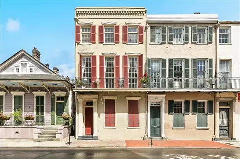 827 Burgundy St #C, New Orleans, LA 70116