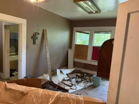 Bedroom - 1003 N 5th St, Monroe, LA 71201 photo 1 of 4