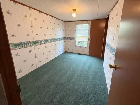 Bedroom - 26190 Pine View Dr, Folsom, LA 70437 photo 2 of 3