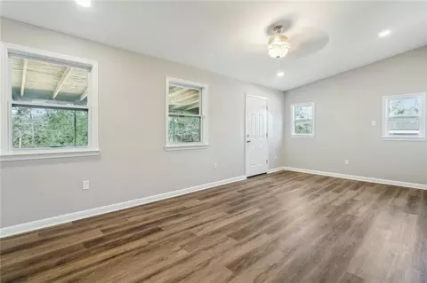 Living - 203 Avery Dr, Slidell, LA 70461 photo 1 of 3