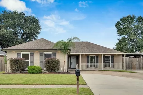 4708 Red Oak Dr, Marrero, LA 70072