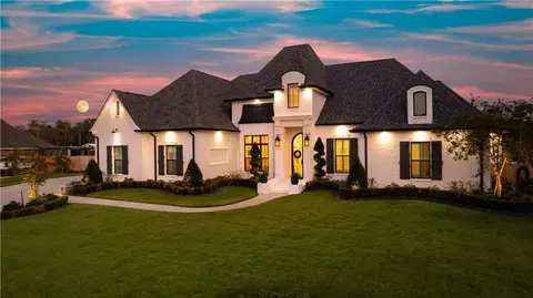 Exterior - 514 S Caleb Dr, Slidell, LA 70461 photo 2 of 12