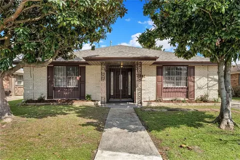 7341 Edward St, New Orleans, LA 70126