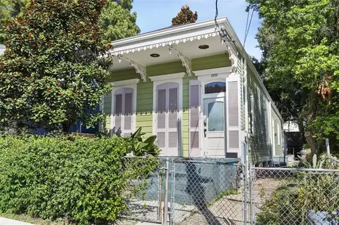 2839 Annunciation St, New Orleans, LA 70115