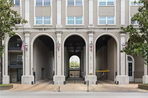 1750 St Charles Ave #615, New Orleans, LA 70130