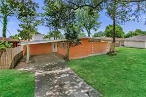 4743 Gawain Dr, New Orleans, LA 70127