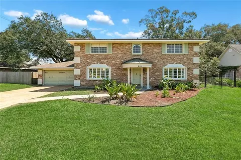 551 Little Farms Ave, River Ridge, LA 70123