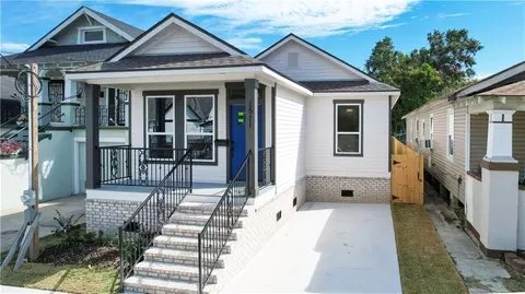 1511 Mazant St, New Orleans, LA 70117
