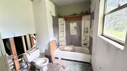 Bath - 14593 Springfield Rd, Walker, LA 70785 photo 2 of 2