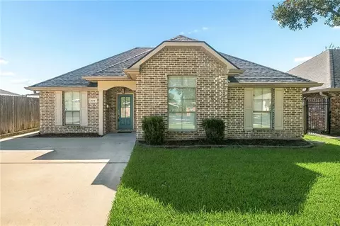 819 N Atlanta St, Metairie, LA 70003