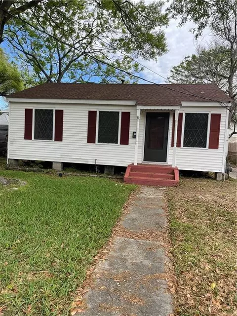 711 Homestead Ave, Metairie, LA 70005