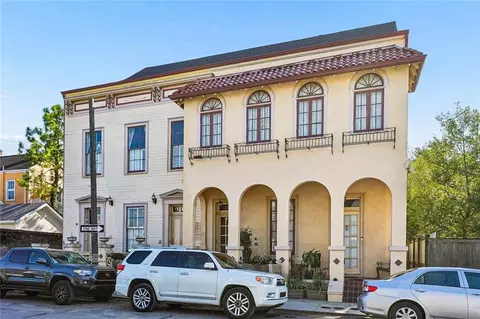 1118 Orange St #8, New Orleans, LA 70130