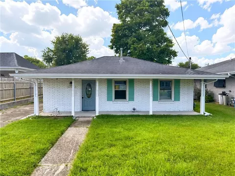 420 Roseland Pkwy, Harahan, LA 70123