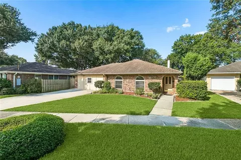 5108 Elmwood Pkwy, Metairie, LA 70003
