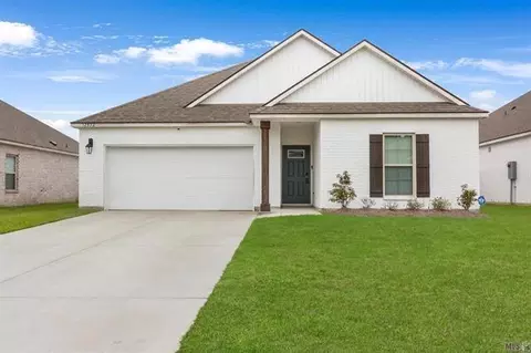 12822 Sweetleaf Ave, Denham Springs, LA 70726