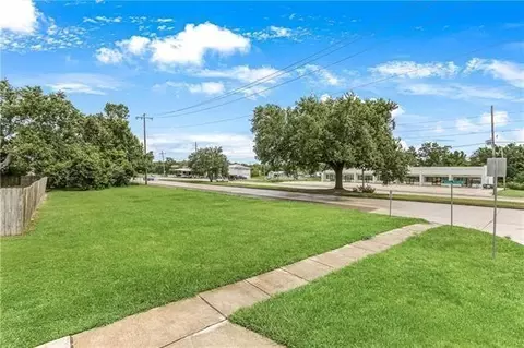 2532 Margaret Ln, Meraux, LA 70075