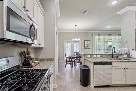 Kitchen - 1932 Bryce St, Covington, LA 70435 photo 2 of 3