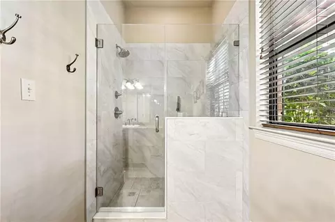 Bath - 402 Highland Crest Dr, Covington, LA 70435 photo 5 of 5