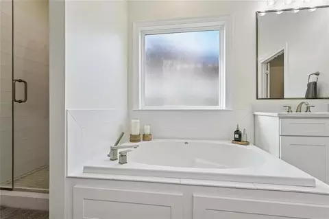 Bath - 72425 Homestead St, Covington, LA 70435 photo 3 of 4