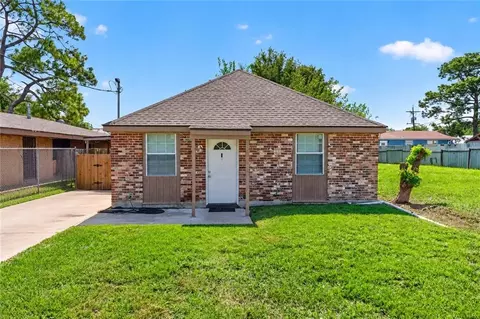 11314 Lincoln Beach Blvd, New Orleans, LA 70128