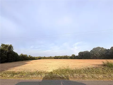 S 107 Highway, Plaucheville, LA 71362