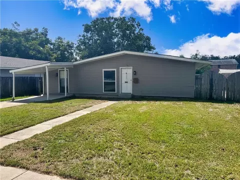 440 W Butterfly Cir, Terrytown, LA 70056
