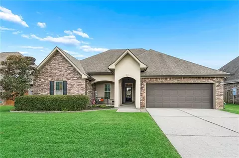 42180 Broderick Ave, Ponchatoula, LA 70454