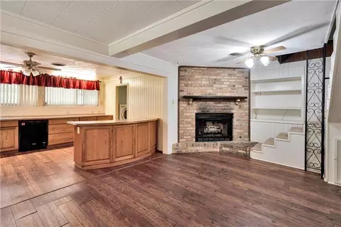 Living - 425 Evergreen Dr, Slidell, LA 70460 photo 5 of 5
