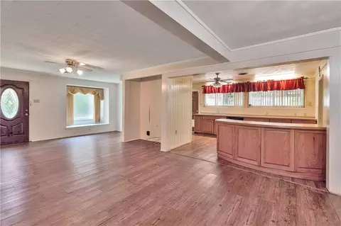 Living - 425 Evergreen Dr, Slidell, LA 70460 photo 1 of 5