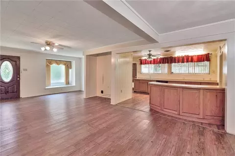 Living - 425 Evergreen Dr, Slidell, LA 70460 photo 1 of 5