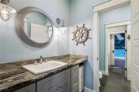 Bath - 8 Mark Smith Dr, Mandeville, LA 70448 photo 4 of 6